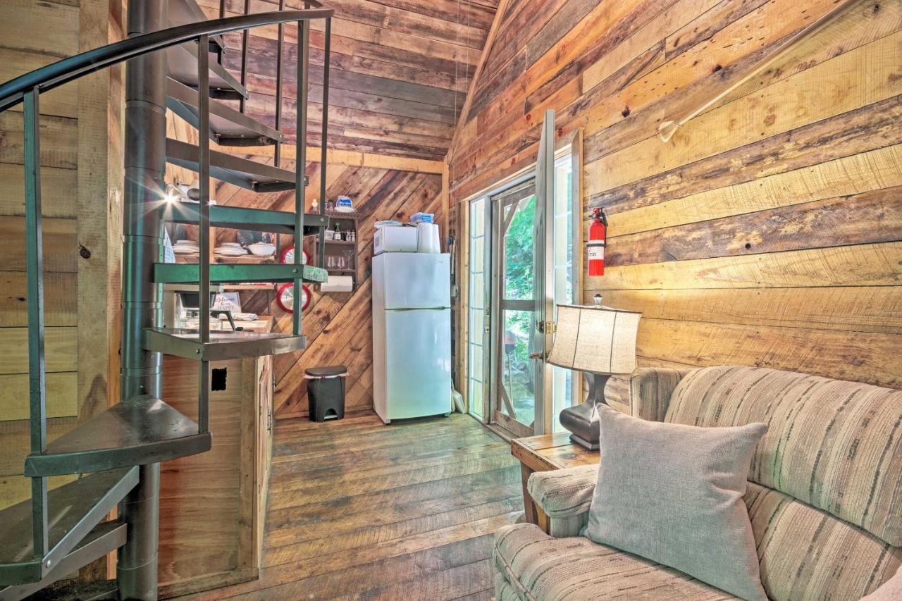 Creekside Cabin With Deck In Pisgah Forest! Barnardsville 外观 照片