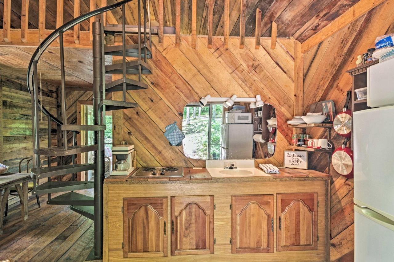Creekside Cabin With Deck In Pisgah Forest! Barnardsville 外观 照片